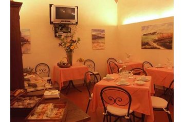 Отель Monteroni d'Arbia 6
